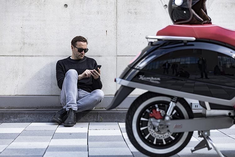 Telit_Kumpan_Electric_Scooter_Partnership