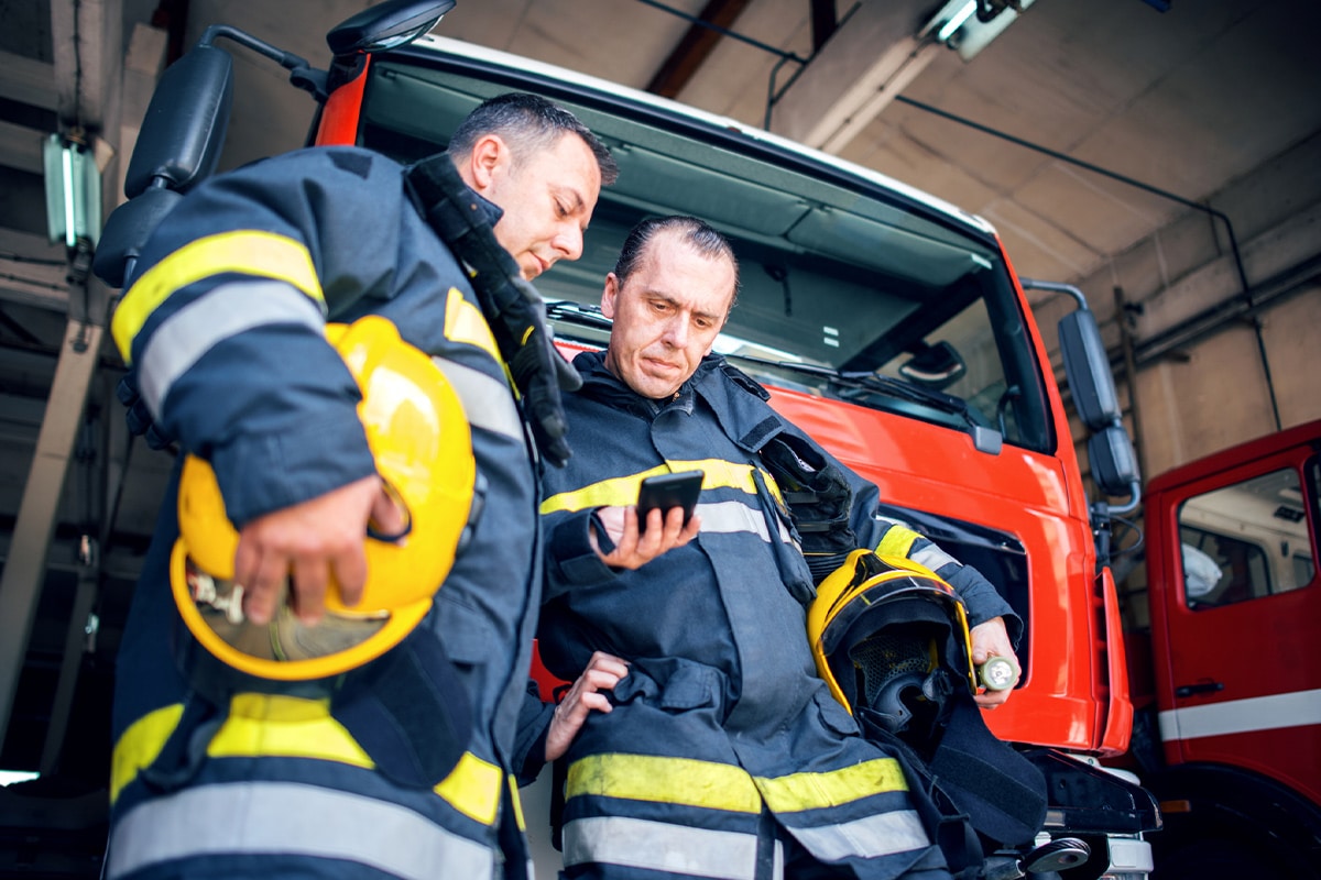 IoT-enabled first responder solutions need robust IoT modules and data cards.