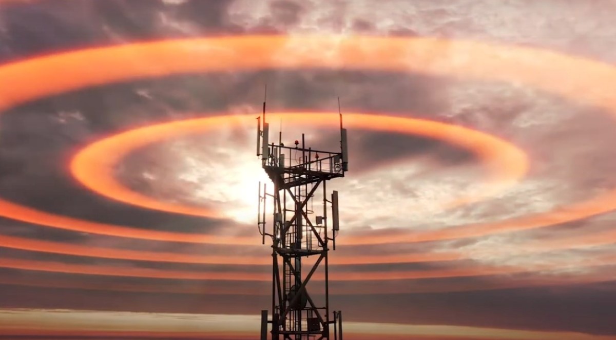 A cell tower with an orange ring around it, utilizing advanced Cellular 5G technology.
